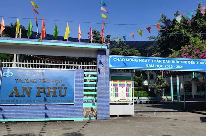 Bình Dương: Hai Hiệu Trưởng Tiểu Học Liên Tiếp Làm 3 Nhiệm Kỳ – Lãnh Đạo Địa Phương Giải Thích